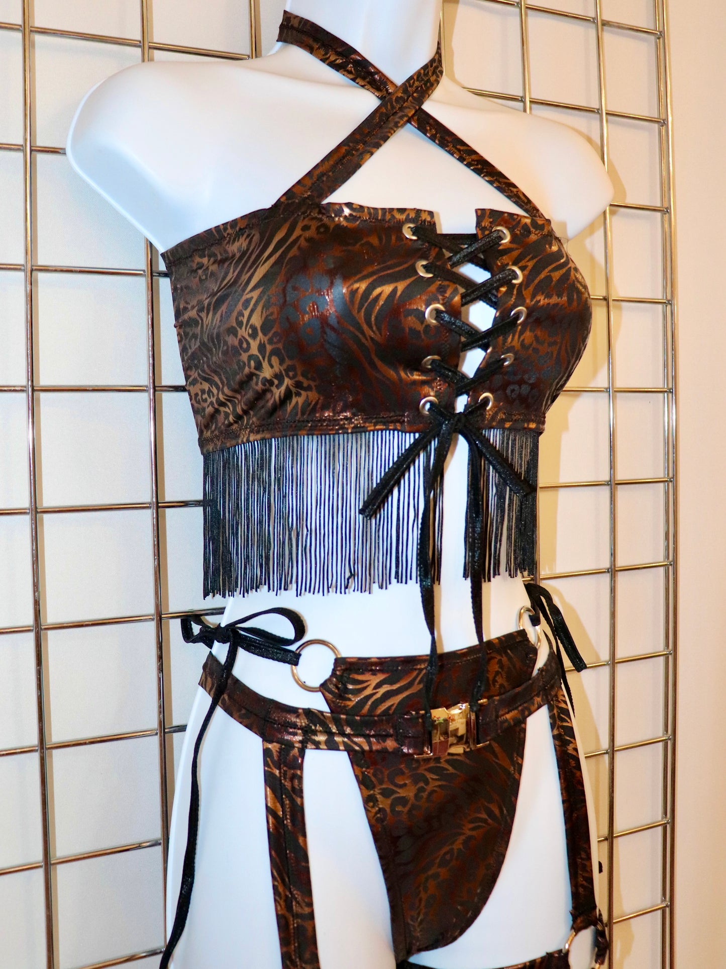 Snooki Garter Bell Set