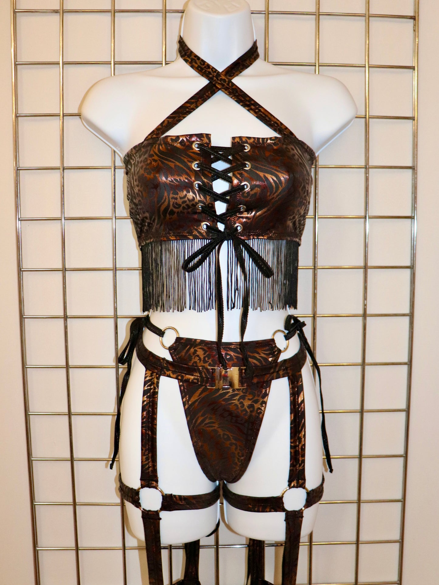 Snooki Garter Bell Set